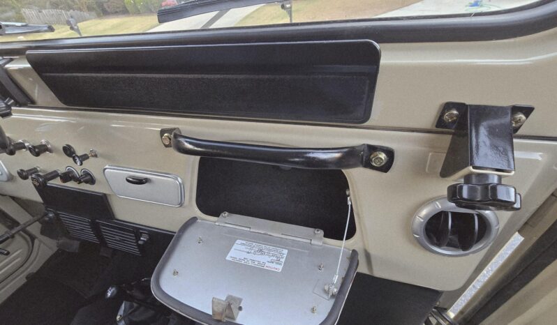 
								1978 Toyota Land Cruiser FJ40 full									