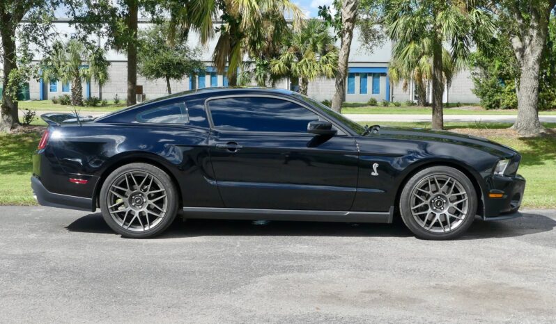 
								2012 Ford Mustang GT500 Coupe full									