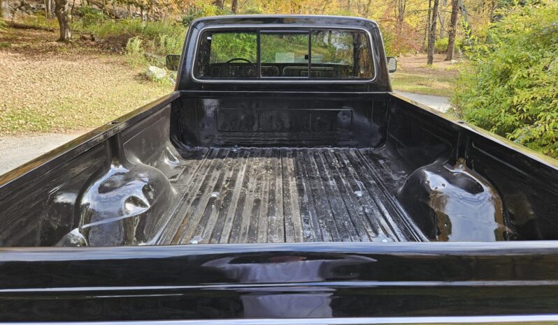 								1977 Ford F-250 Ranger 4×4 full									