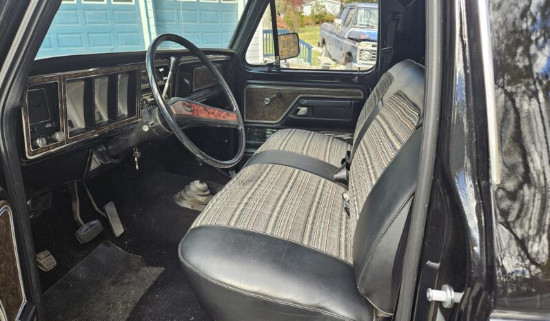 								1977 Ford F-250 Ranger 4×4 full									