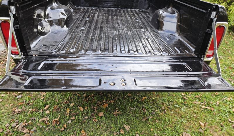 								1977 Ford F-250 Ranger 4×4 full									