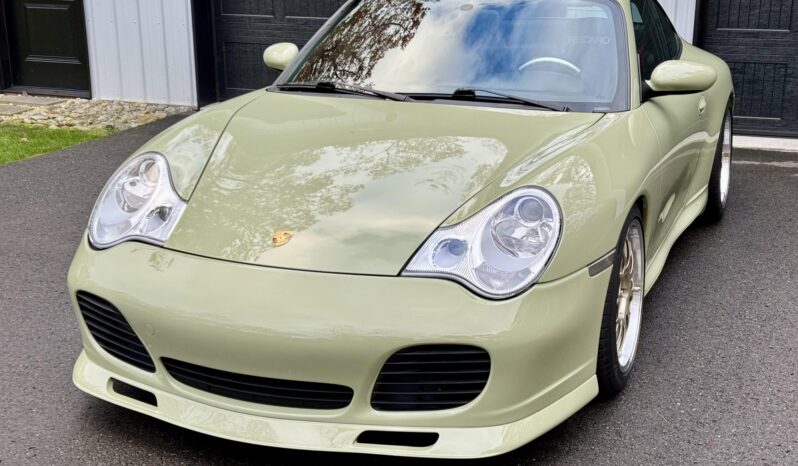 
								2003 Porsche 911 Carrera 4S Coupe full									