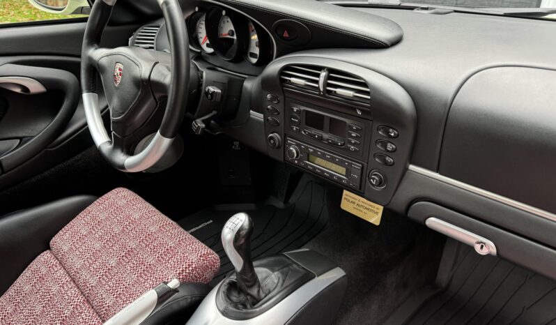 
								2003 Porsche 911 Carrera 4S Coupe full									