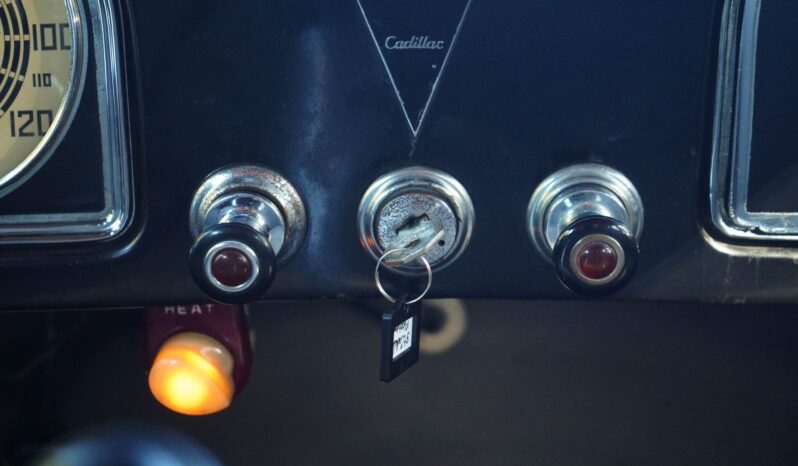 
								1934 Cadillac 370-D V12 Fleetwood Sedan full									