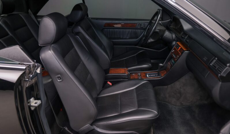 
								1993 Mercedes-Benz 300CE Coupe full									