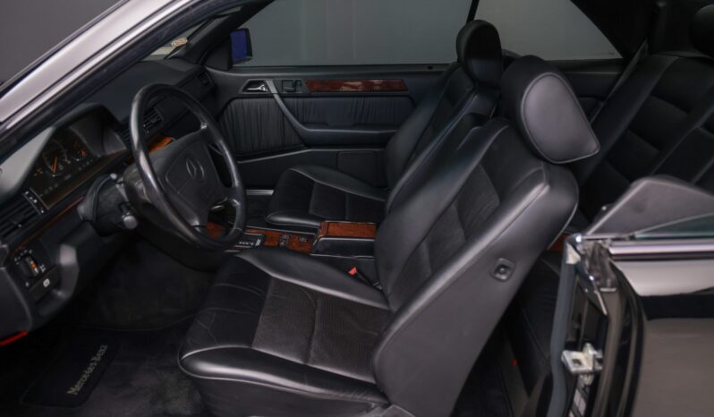 
								1993 Mercedes-Benz 300CE Coupe full									