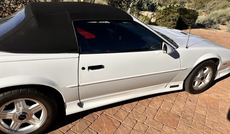 
								1991 Chevrolet Camaro Z28 Convertible full									