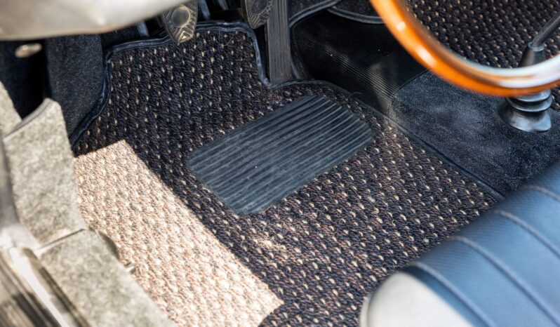 
								1968 Porsche 912 Coupe 5-Speed full									