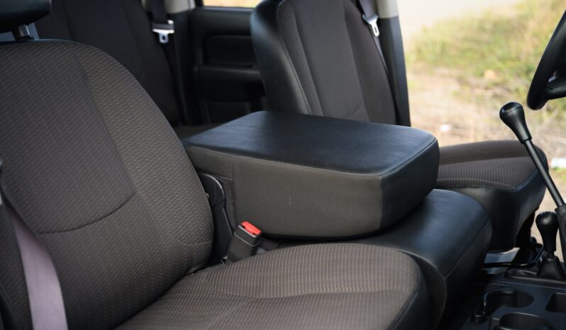 
								2005 Dodge Ram 2500 ST Quad Cab Cummins 4×4 full									