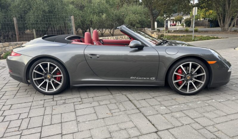 
								2013 Porsche 911 Carrera 4S Cabriolet full									