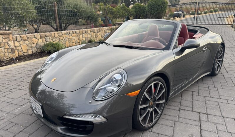 
								2013 Porsche 911 Carrera 4S Cabriolet full									