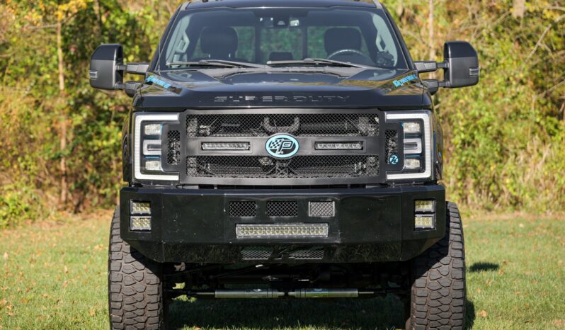 
								2018 Ford F-250 Super Duty Lariat Crew Cab Power Stroke full									