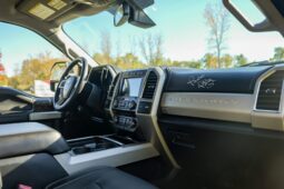 
										2018 Ford F-250 Super Duty Lariat Crew Cab Power Stroke full									