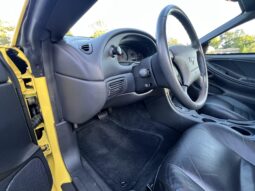 
										2002 Ford Mustang GT Convertible full									