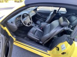 
										2002 Ford Mustang GT Convertible full									