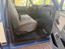 
										1990 Ford F-150 XLT Lariat 4×4 full									