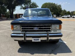 
										1990 Ford F-150 XLT Lariat 4×4 full									