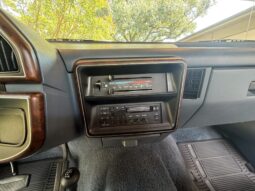 
										1990 Ford F-150 XLT Lariat 4×4 full									