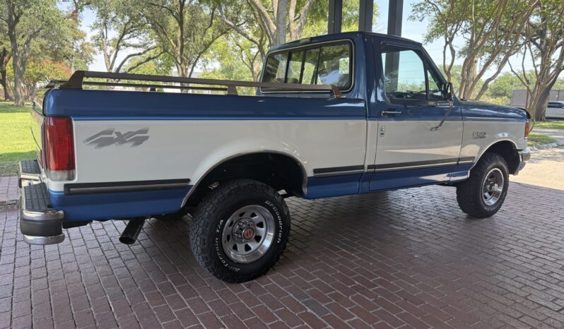 
								1990 Ford F-150 XLT Lariat 4×4 full									