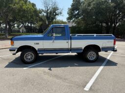 
										1990 Ford F-150 XLT Lariat 4×4 full									