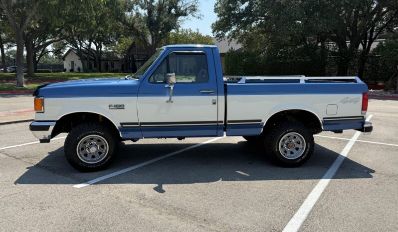 
								1990 Ford F-150 XLT Lariat 4×4 full									