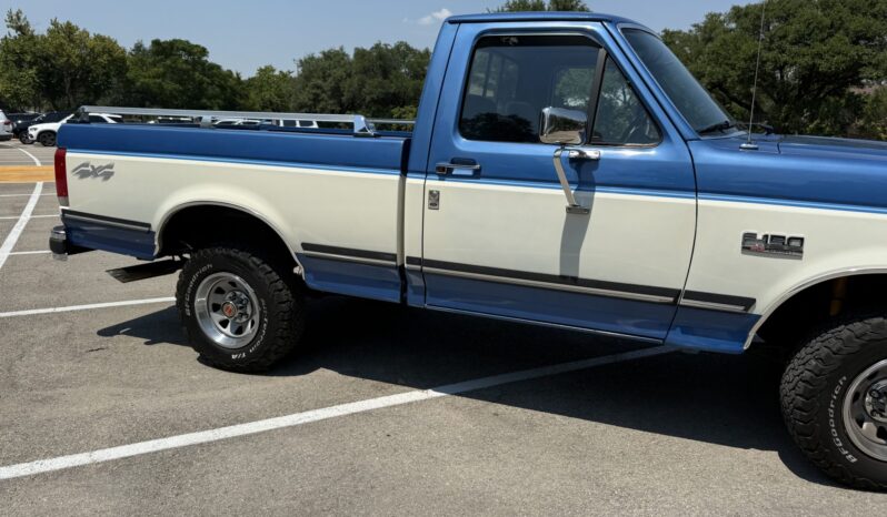 
								1990 Ford F-150 XLT Lariat 4×4 full									