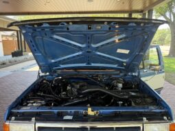 
										1990 Ford F-150 XLT Lariat 4×4 full									