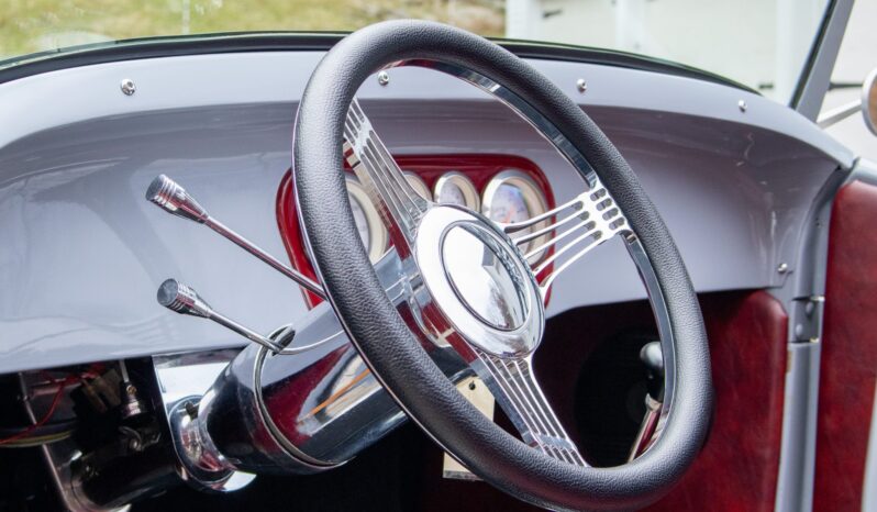 
								1931 Chevrolet ZZ4 full									