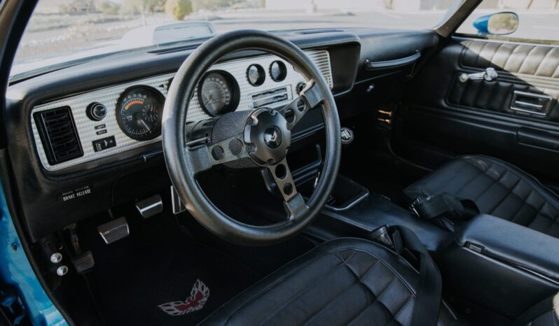 
								1971 Pontiac Firebird Trans Am 4-Speed Export full									