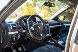 
										2009 Porsche Cayenne GTS 6-Speed full									