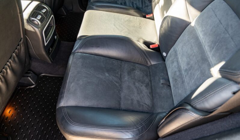 
								2009 Porsche Cayenne GTS 6-Speed full									