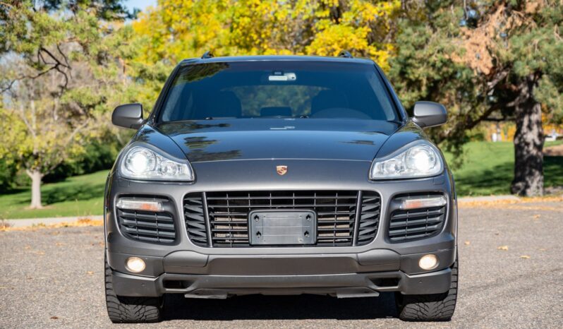 
								2009 Porsche Cayenne GTS 6-Speed full									