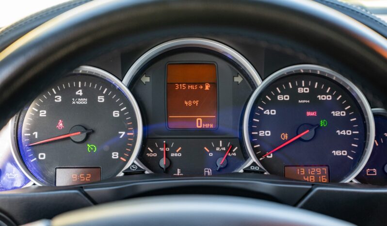 
								2009 Porsche Cayenne GTS 6-Speed full									