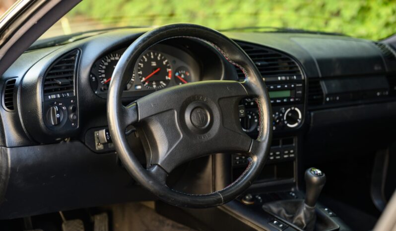 
								1994 BMW M3 Coupe 5-Speed full									