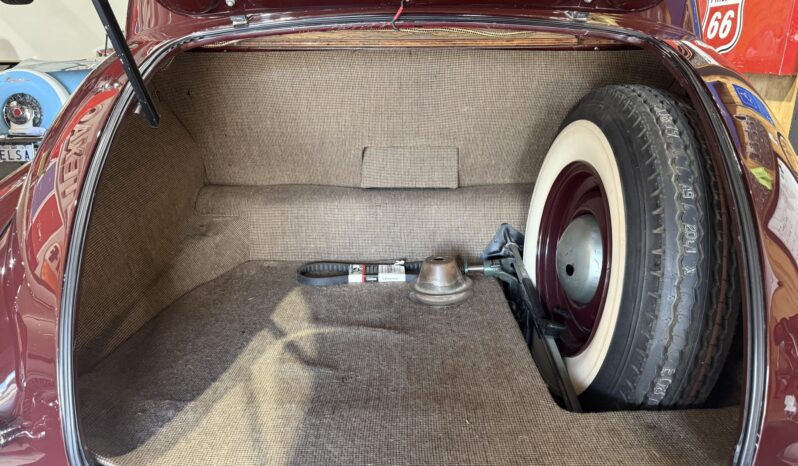 								1941 Cadillac Fleetwood Series 60 Special Sedan full									