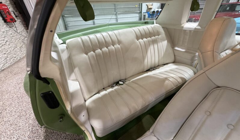 								1976 Chevrolet Monte Carlo Coupe full									