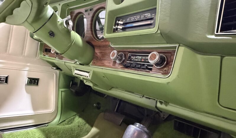 								1976 Chevrolet Monte Carlo Coupe full									