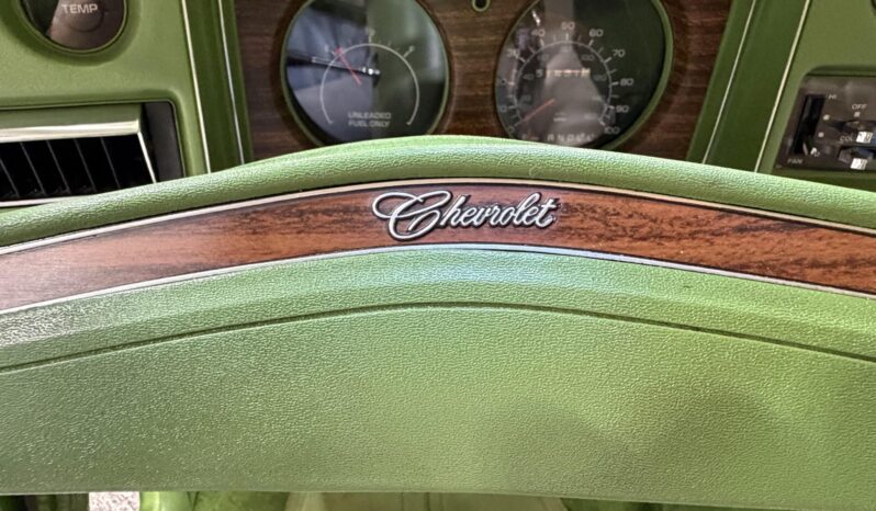 								1976 Chevrolet Monte Carlo Coupe full									