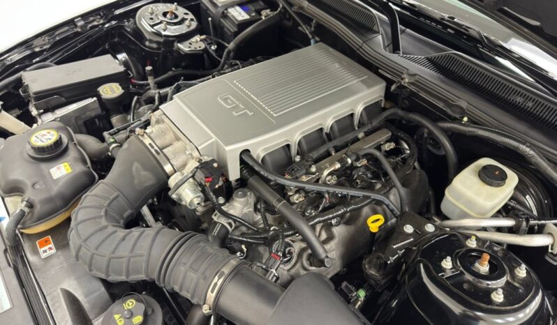 								2006 Ford Mustang Coupe 4.6 Liter 3V V8/ full									