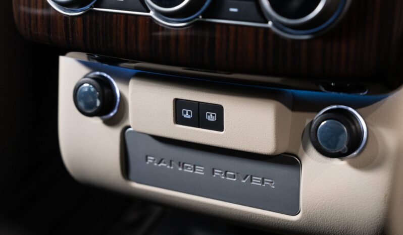 
								2017 Land Rover Range Rover Supercharged LWB full									