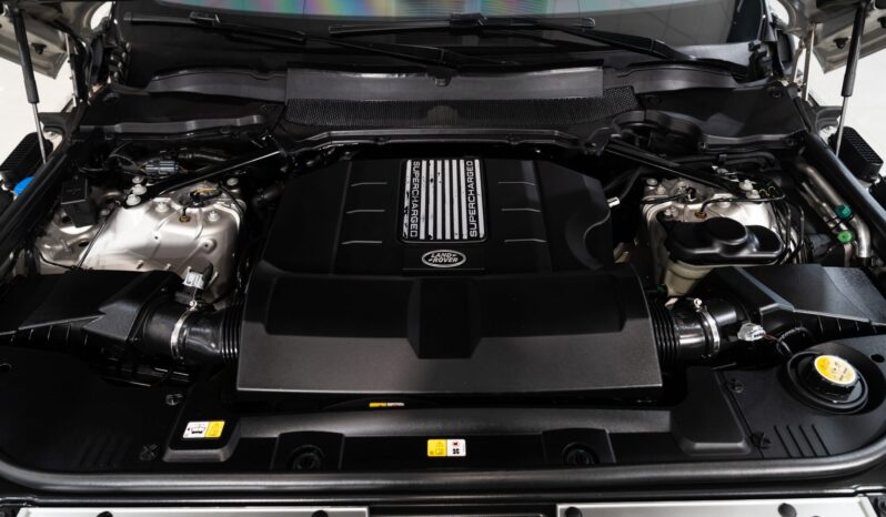 
								2017 Land Rover Range Rover Supercharged LWB full									