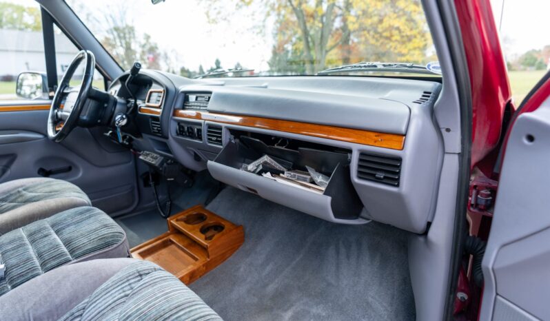 								1995 Ford F-150 XLT SuperCab 5.8L 4×4 Waldoch Conversion full									