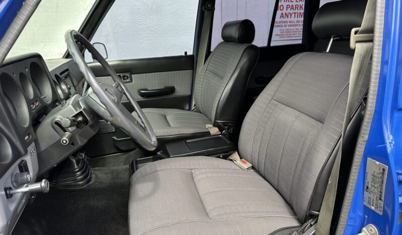 								1985 Toyota Land Cruiser FJ60 full									