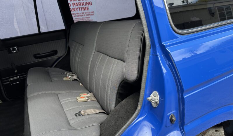 								1985 Toyota Land Cruiser FJ60 full									