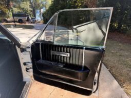 
										1965 Lincoln Continental Convertible full									