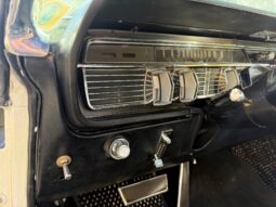 
										1965 Lincoln Continental Convertible full									