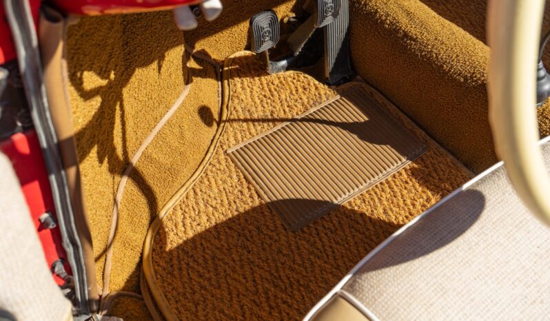 
								1966 Volkswagen Karmann Ghia Convertible full									