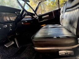 
										1965 Lincoln Continental Convertible full									