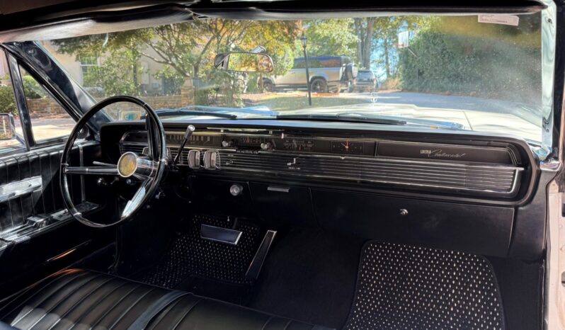 
								1965 Lincoln Continental Convertible full									