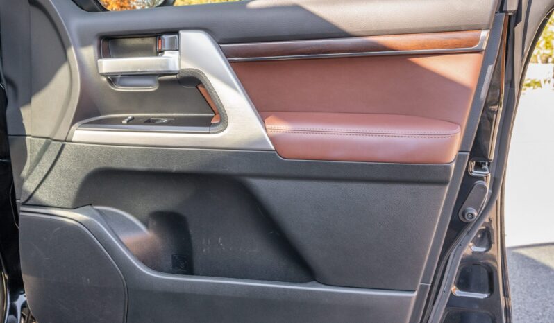 
								2021 Toyota Land Cruiser URJ200 full									